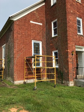 Scaffolding on the north side of the chapel vestibule